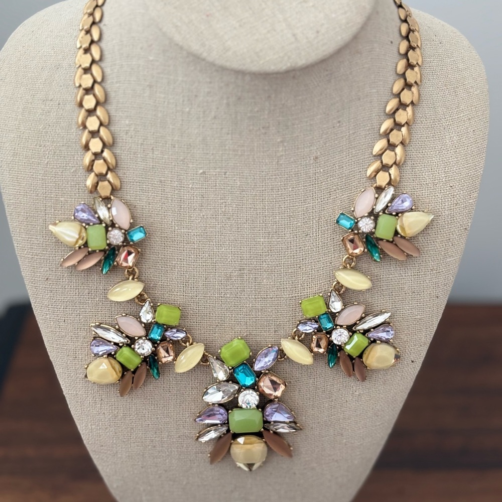 Stella & Dot Gold and Green Floral Statement Necklace